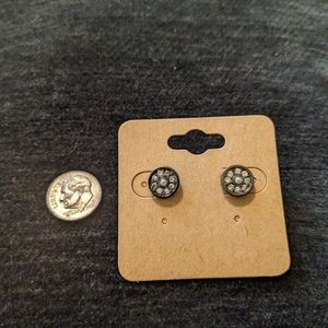 gray/silver studs with pearl colored center with rhinestone accents